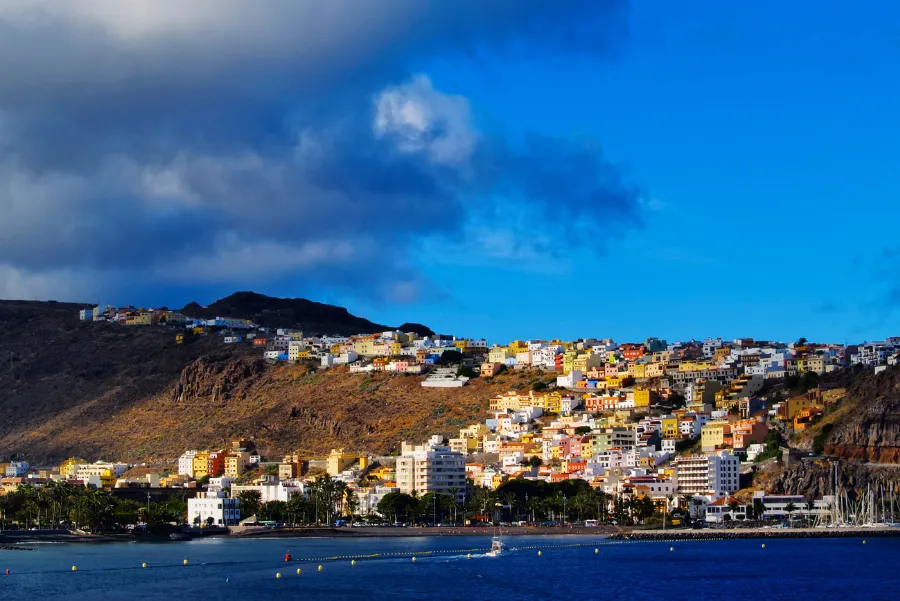 Vista des del mar de Sant Sebastià de la Gomera